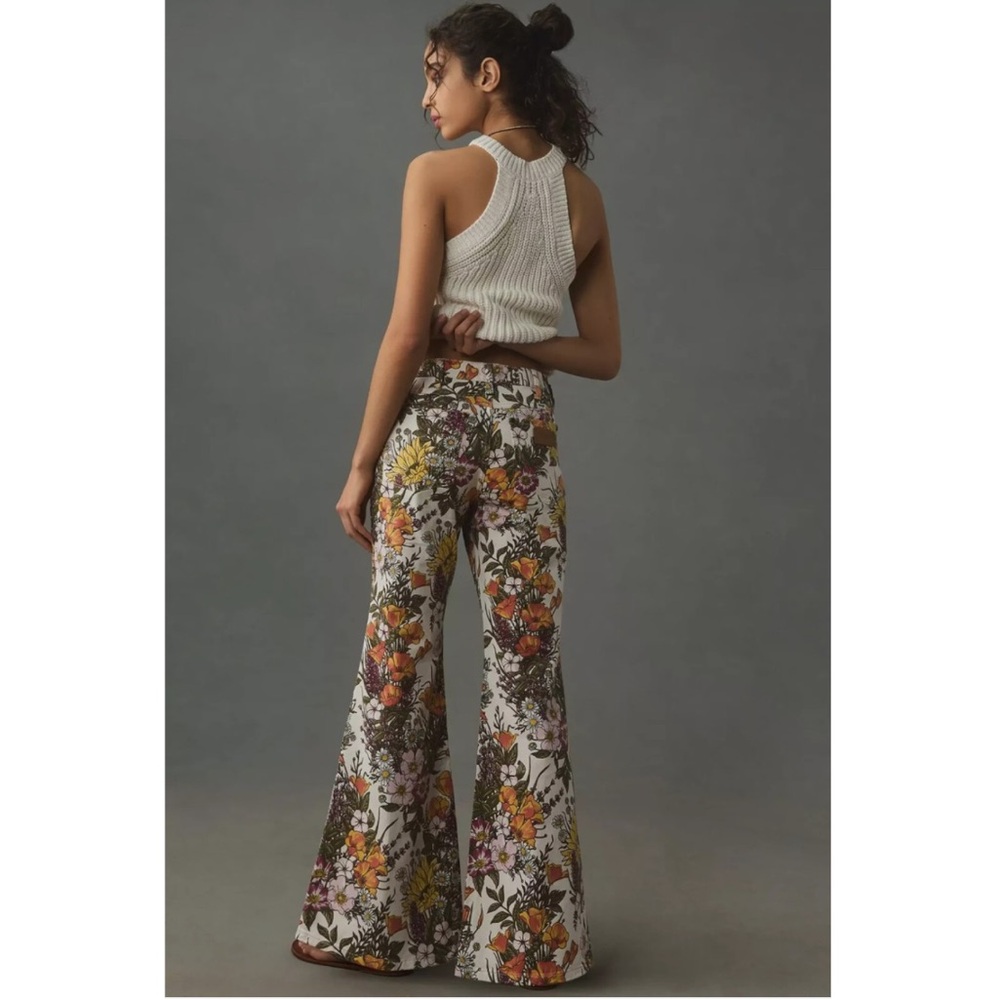 Wrangler Wanderer Floral Flare Jeans - Picture 12 of 15